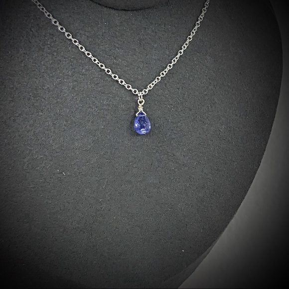 Genuine Tanzanite Pendant Necklace! - Picture 8 of 10